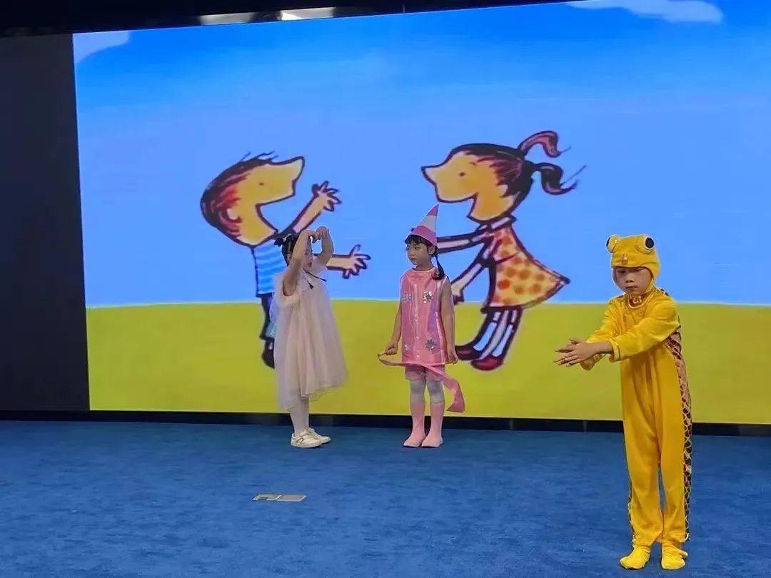点亮阅读之灯丨儿童绘本情景剧展演活动圆满举行_表演_实验幼儿园
