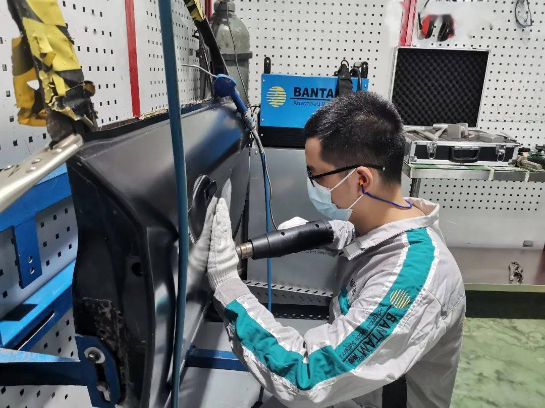 来自川渝地区的维修企业钣金技师,中高职及技工院校汽车维修相关类的