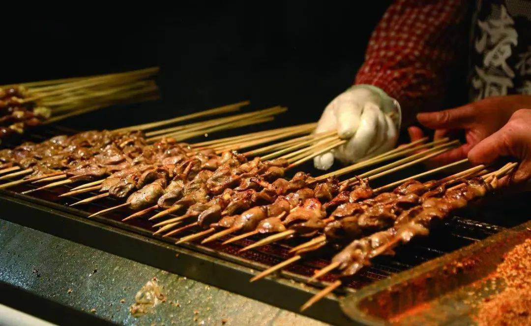 市井烟火气 滋味暖人心 "舌尖上的非遗"——锦州烧烤_发展_卫视_技艺
