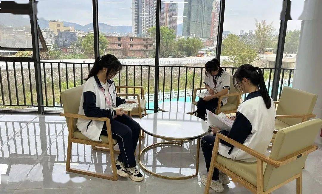 佑文中学"江畔书吧"正式投入使用!_建设_紫金县_活动