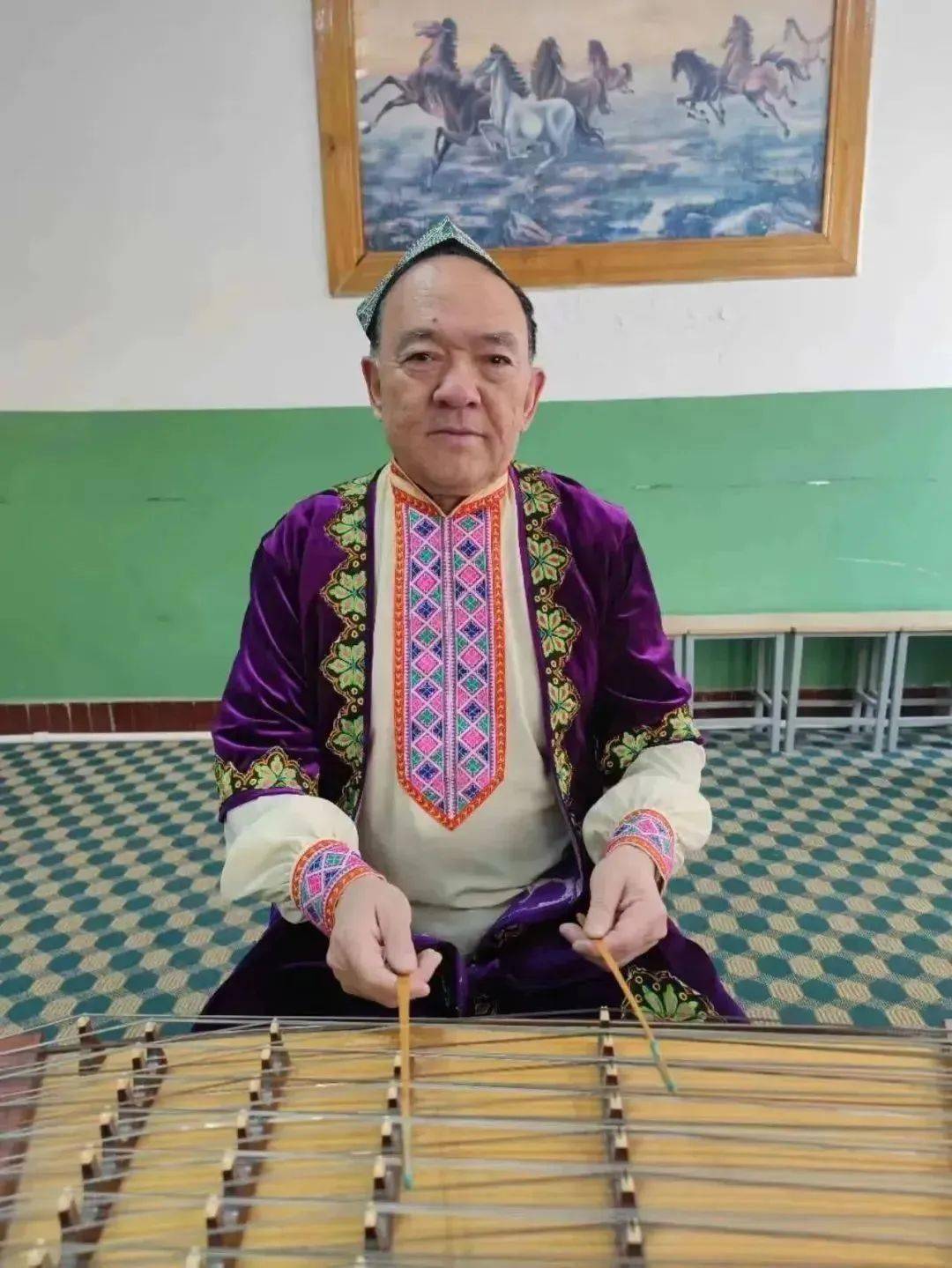 能歌善舞的他们,与他们的诗和远方_十二木卡姆_艺术_新疆