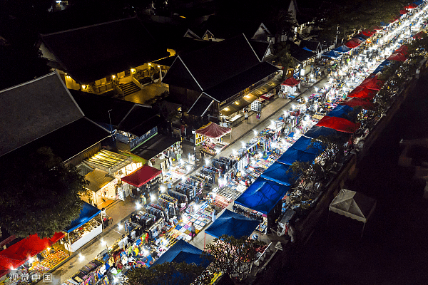 一起去老挝旅游吧~_万象_景洪_万荣