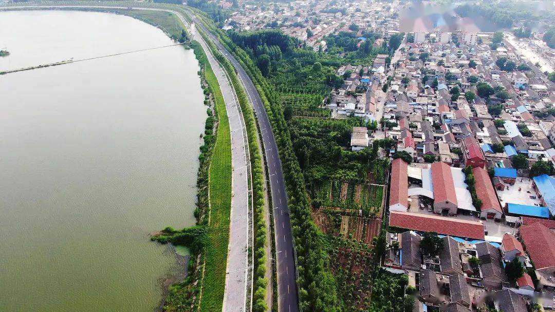 邹城孟子湖环湖路图片