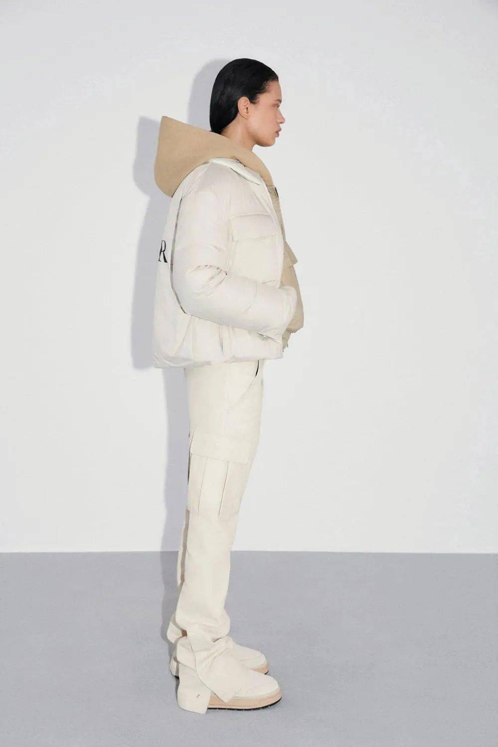 mike 自幼的家庭背景amiri将 80 年代摇滚