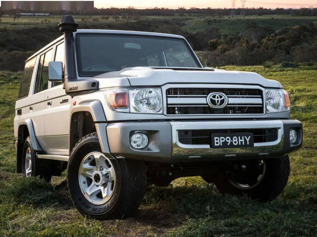 经典陆巡lc70复活!2.8t柴油 涉水喉,这不比新款香?_搜狐汽车_搜狐网