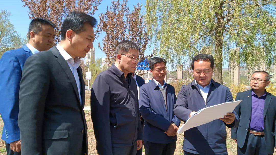 省体育局局长王向晨调研临夏体育工作_健身_建设_全民