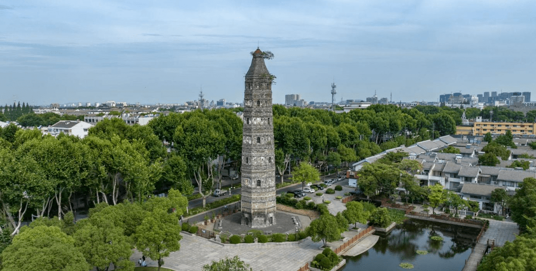 大仪风鹅,赵刚牛肉,十二圩茶干,陈集大椒盐,岔镇老鹅,萧美人糕等都是