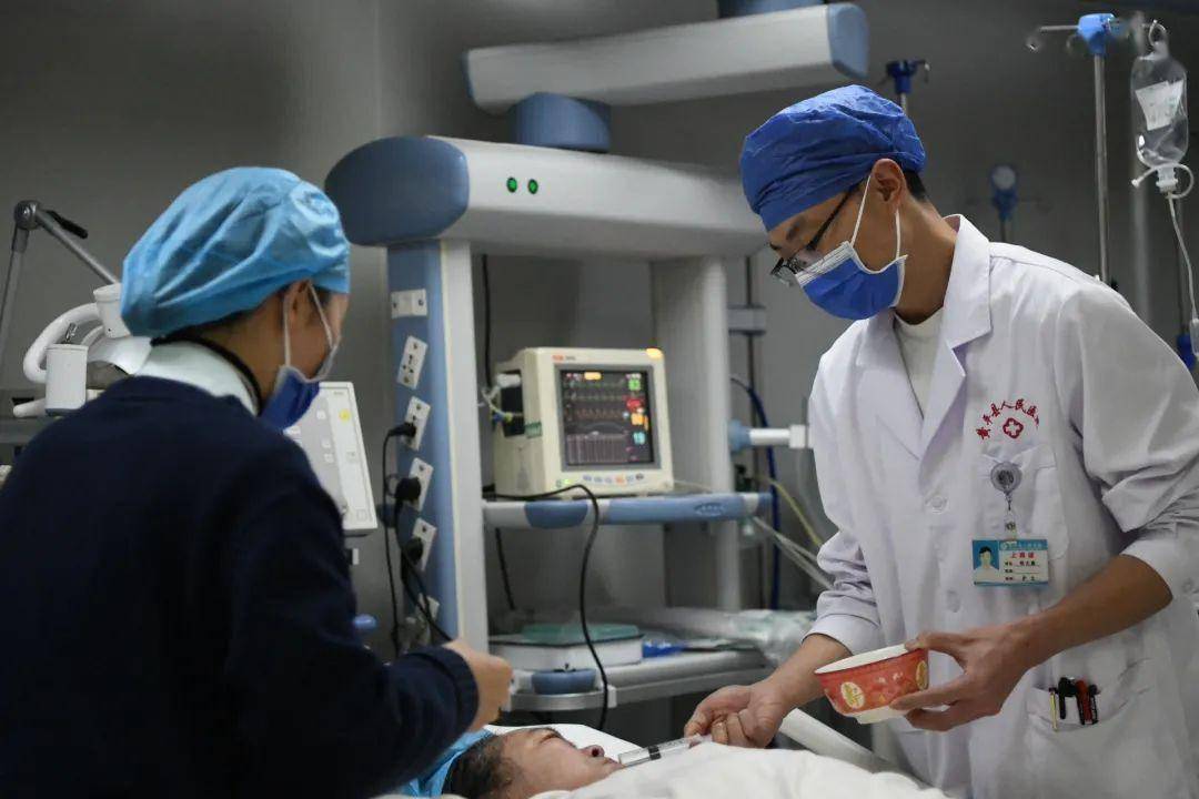 特别的爱给特别的你|黄平县人民医院icu病房"五·一"见闻_王国芝_监护