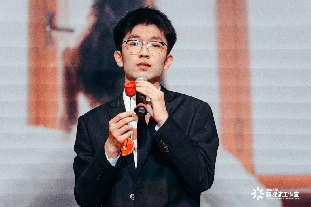 张昭然《嘉宾》青春,活力,激情的歌声"我已对你动了小心思"早就被你看