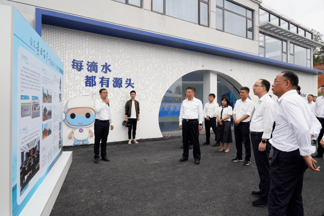 谭伯乐,罗国栋一行先后深入全县11个乡镇(处)和高新园区,南昌职教城
