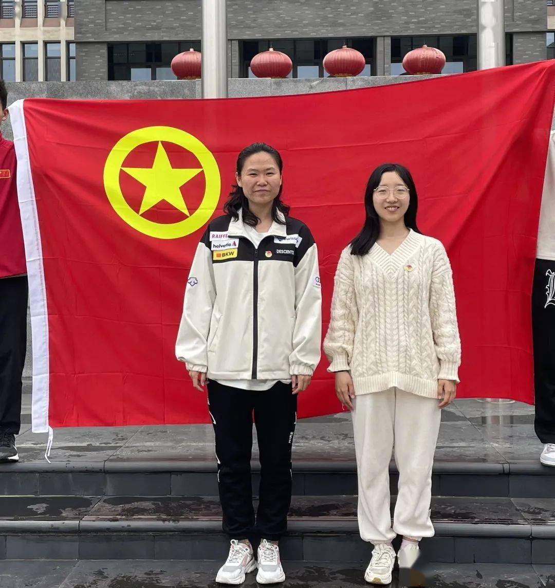 2021级体教五班 张天昊组宣部礼仪部社团联合会财务部为了展现广大