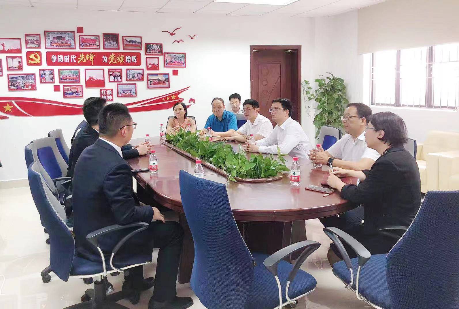 龙岗区政府党组成员,副区长人选黄云,龙城街道党工委副书记,办事处