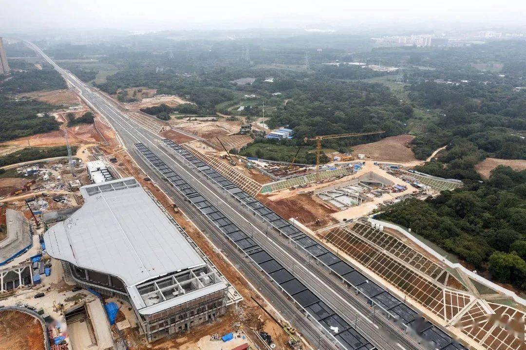 省首次主导建设的时速350公里的高速铁路,途经广州,惠州,深汕合作区