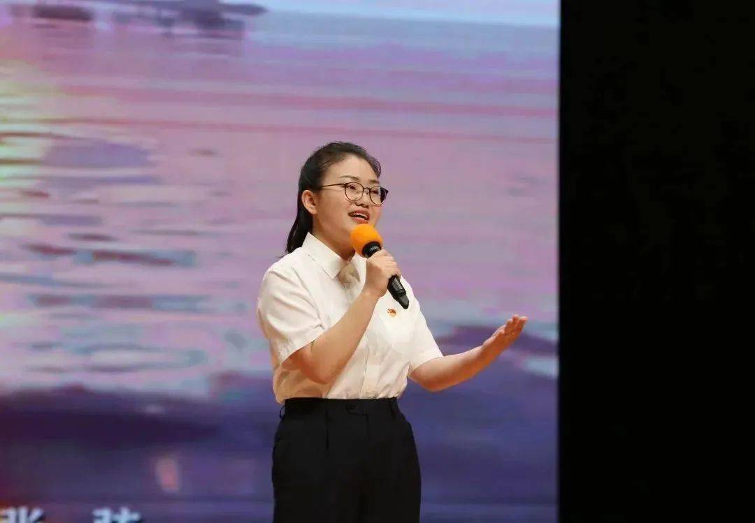 记忆荆州松滋市南海镇团委书记8号选手 张小岛长江滚滚东流 我愿始终