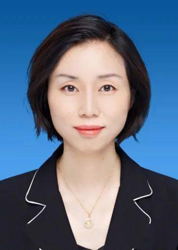 北京万商投资发展集团有限公司副总经理蔡婉妮委员5月4日,石景山区