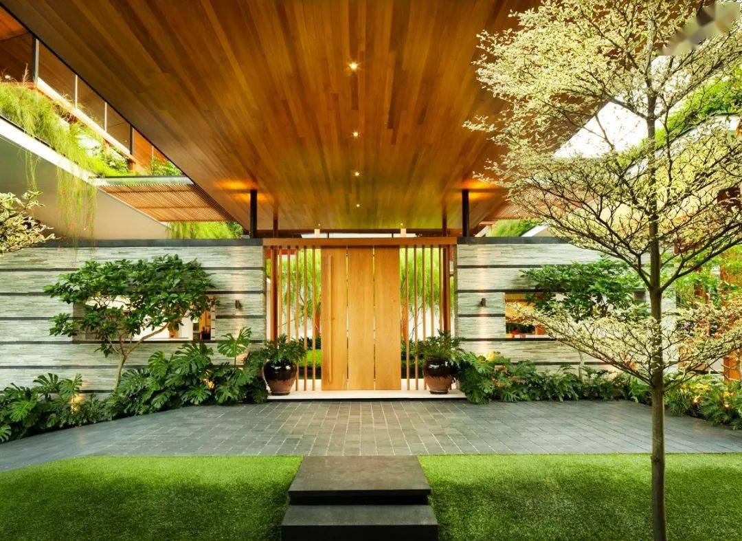 一个令人惊叹的珊瑚屋:屋顶花园 3米深大泳池 一个冒泡的池塘_设计