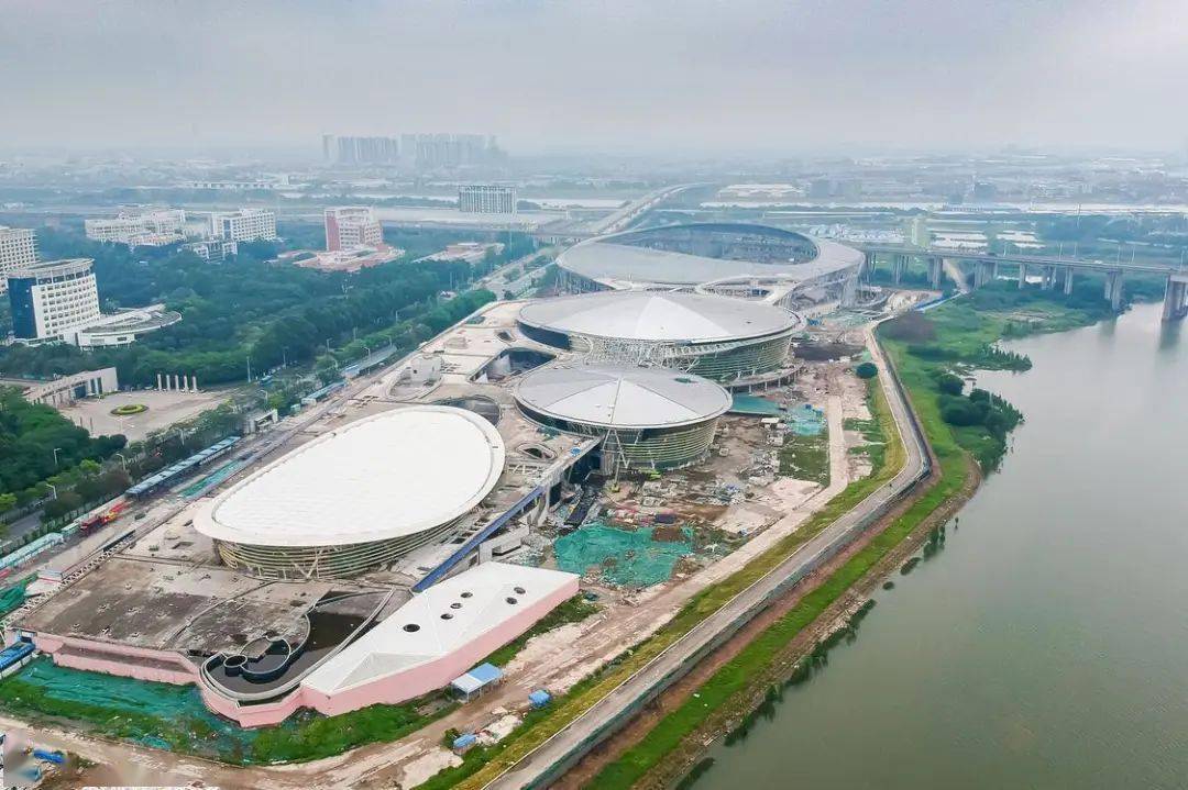 佛山也有自己的"鸟巢"了_德胜_体育馆_顺德港