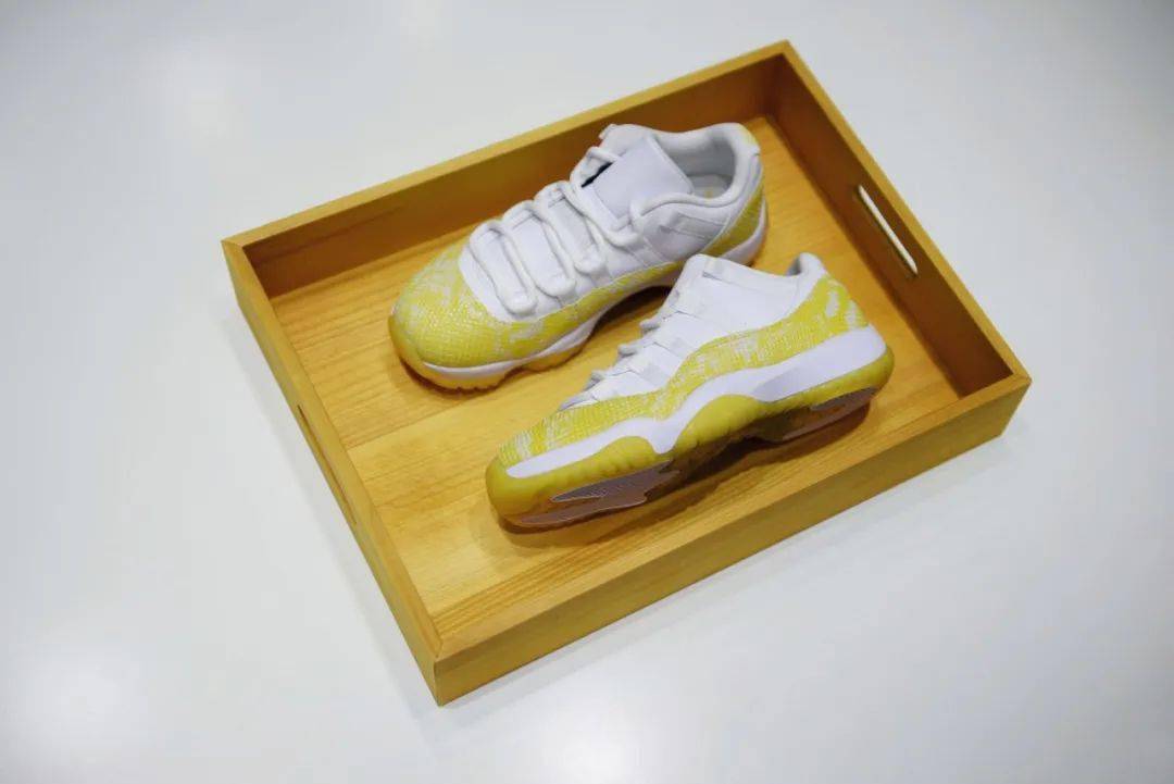 WMNS Air Jordan 11 Retro Low “Yellow Snakeskin”｜SOAR 限量发售_