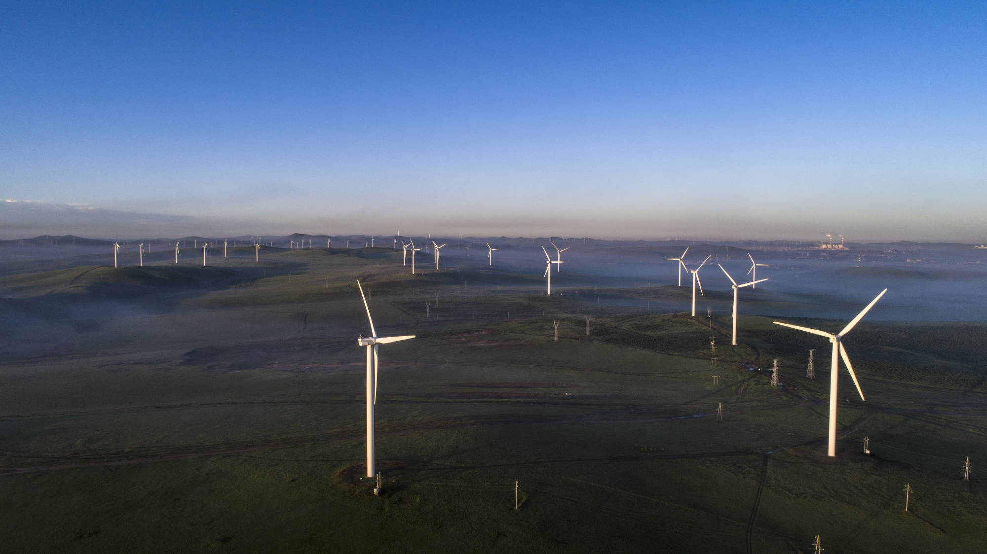霍林郭勒市:新能源产业"风光"无限 为铝产业发展"蓄能充电"_绿色_建设