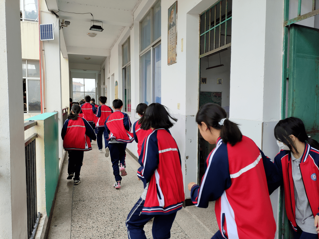 莆田市各学校开展"防灾减灾"主题教育_实验_小学_涵江区