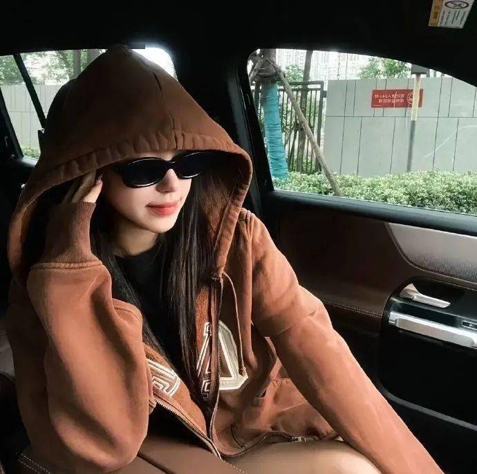 头像| 小众盐系的ins头像图