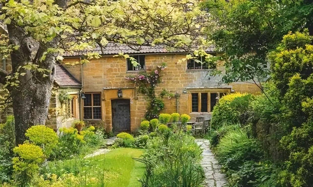 80多年前,她无心插柳,却造就乡村花园的典范,芬芳了大半个世纪_玛格丽