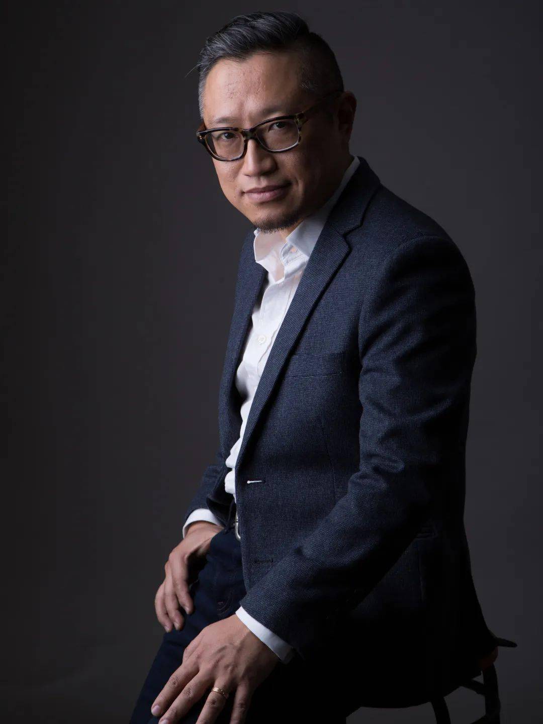 大学特聘教授上海音乐家协会流行音乐专业委员会常务理事国家一级作曲