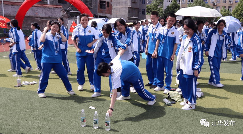 江华二中:心理游园会进校园 共建阳光健康心灵_高考_游园活动_游戏