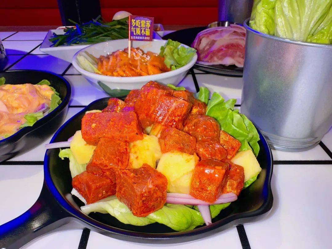 生菜_紫苏_汉堡