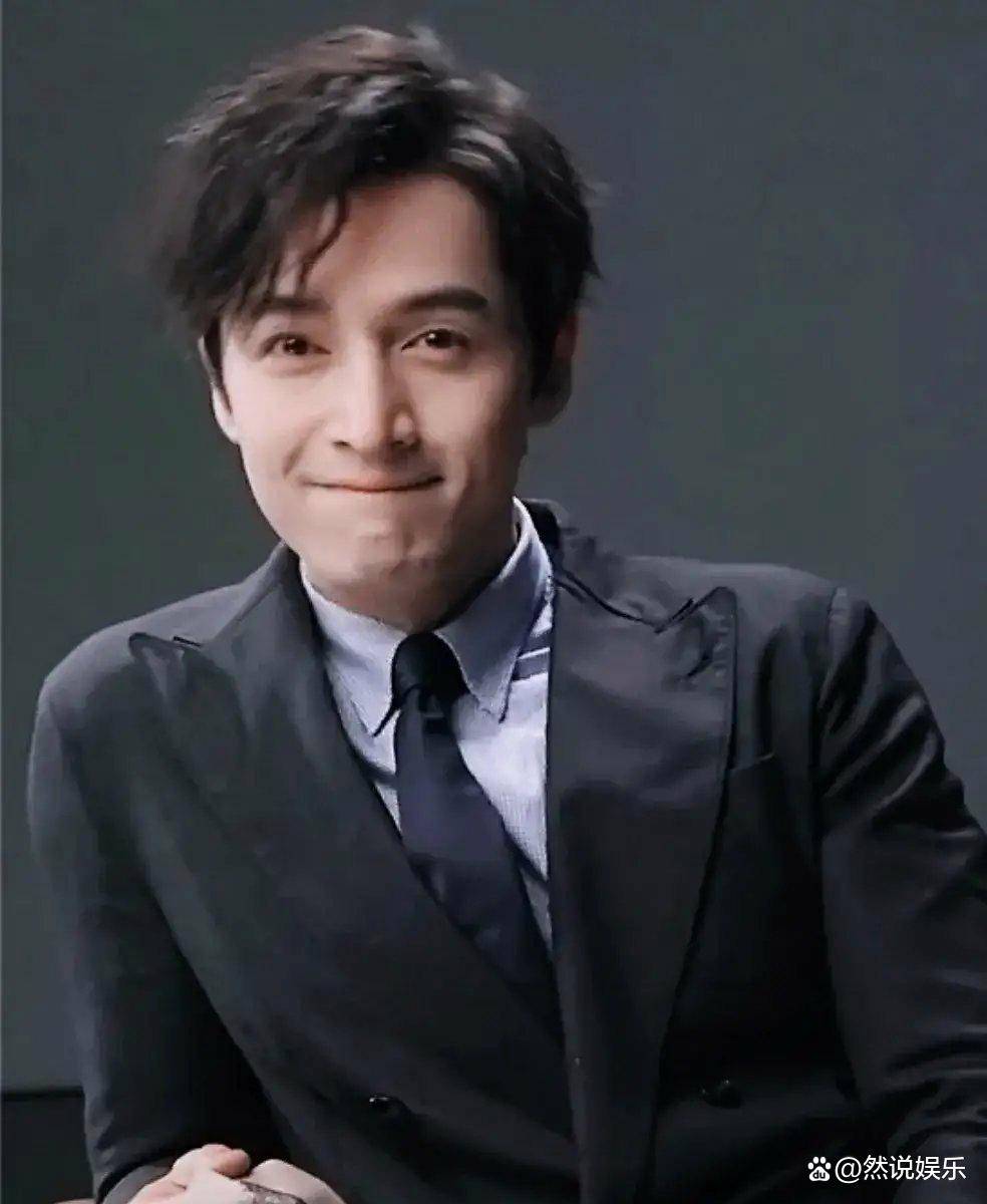 胡歌官宣已婚有孩子后,从不提老婆,大概也是因为这个原因_黄曦宁_网友