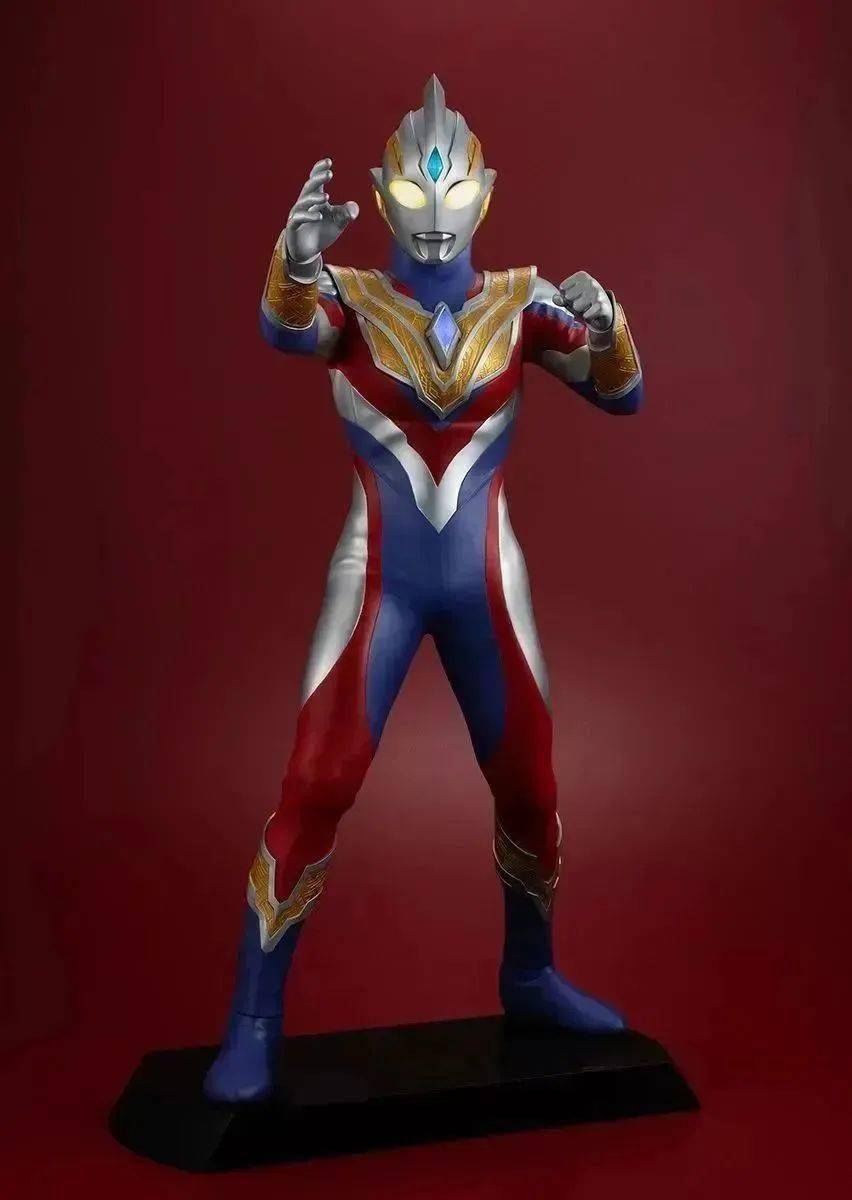 高达5米的泽塔奥特曼阿尔法装甲大型胸像立体雕塑场景将于温州全国