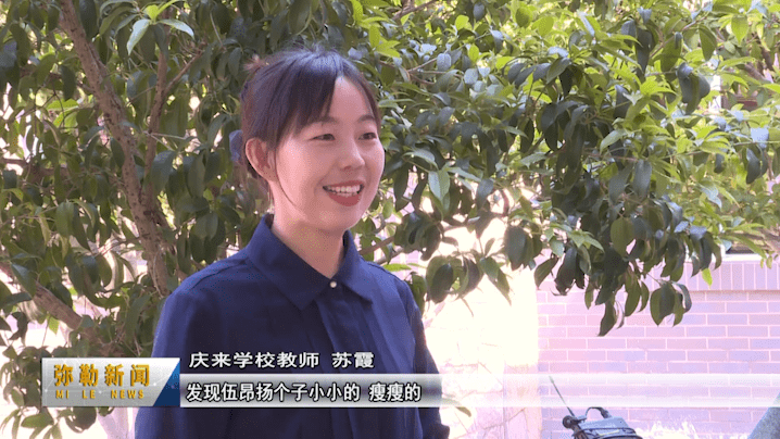 "称号,先后在《西北文艺》《归来文学》《现代作家》等期刊发表童诗