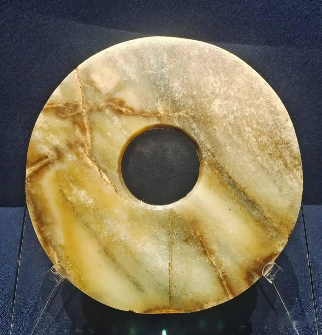 形和几何形器物,太湖流域良渚文化的玉器,玉琮,玉斧,玉戬和和黄河流域