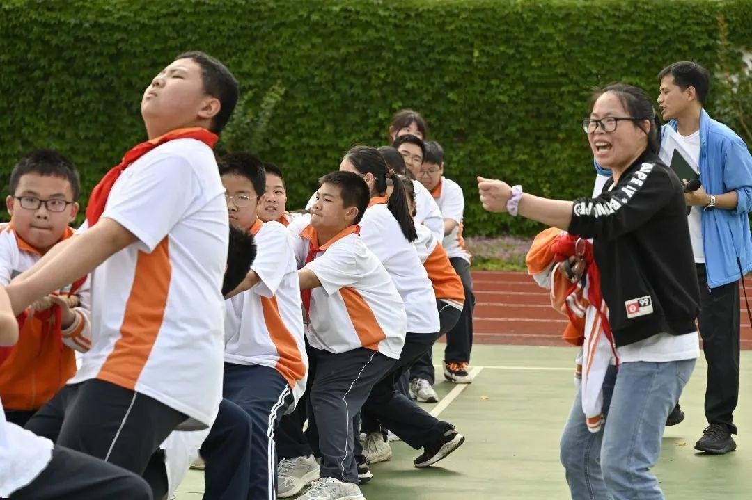 【至诚 | 校园新闻】乘亚运之东风 展运动之风采——奉城第二中学举办