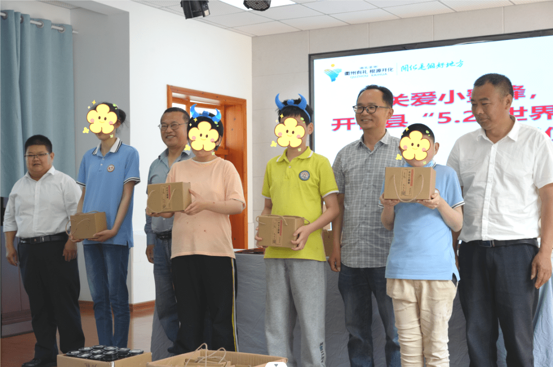 助残日丨开化县培智学校:廉香阵阵,爱心助残_手工_作品_孩子