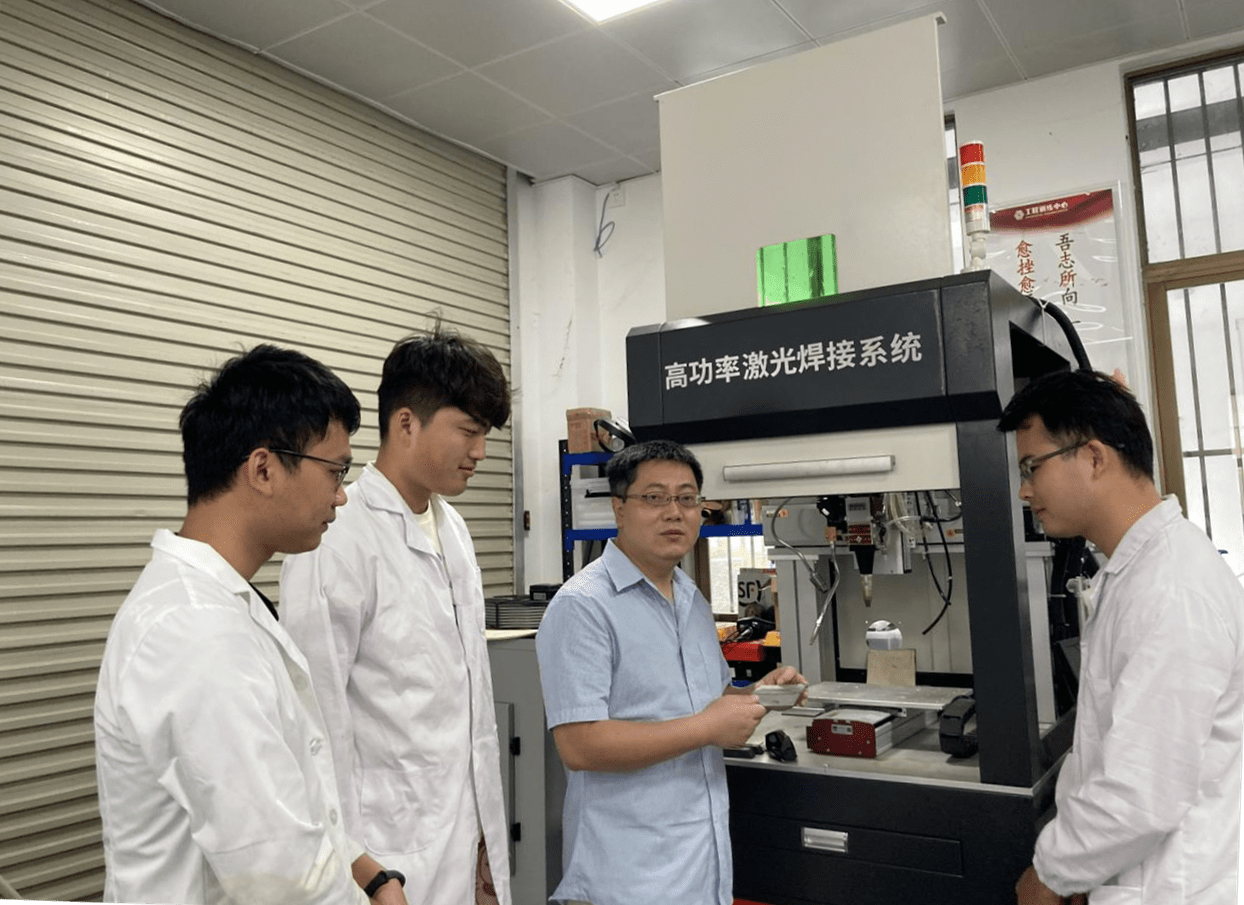 【桂美专家】龙雨:科技赋能助力企业高质量发展_广西_制造_激光