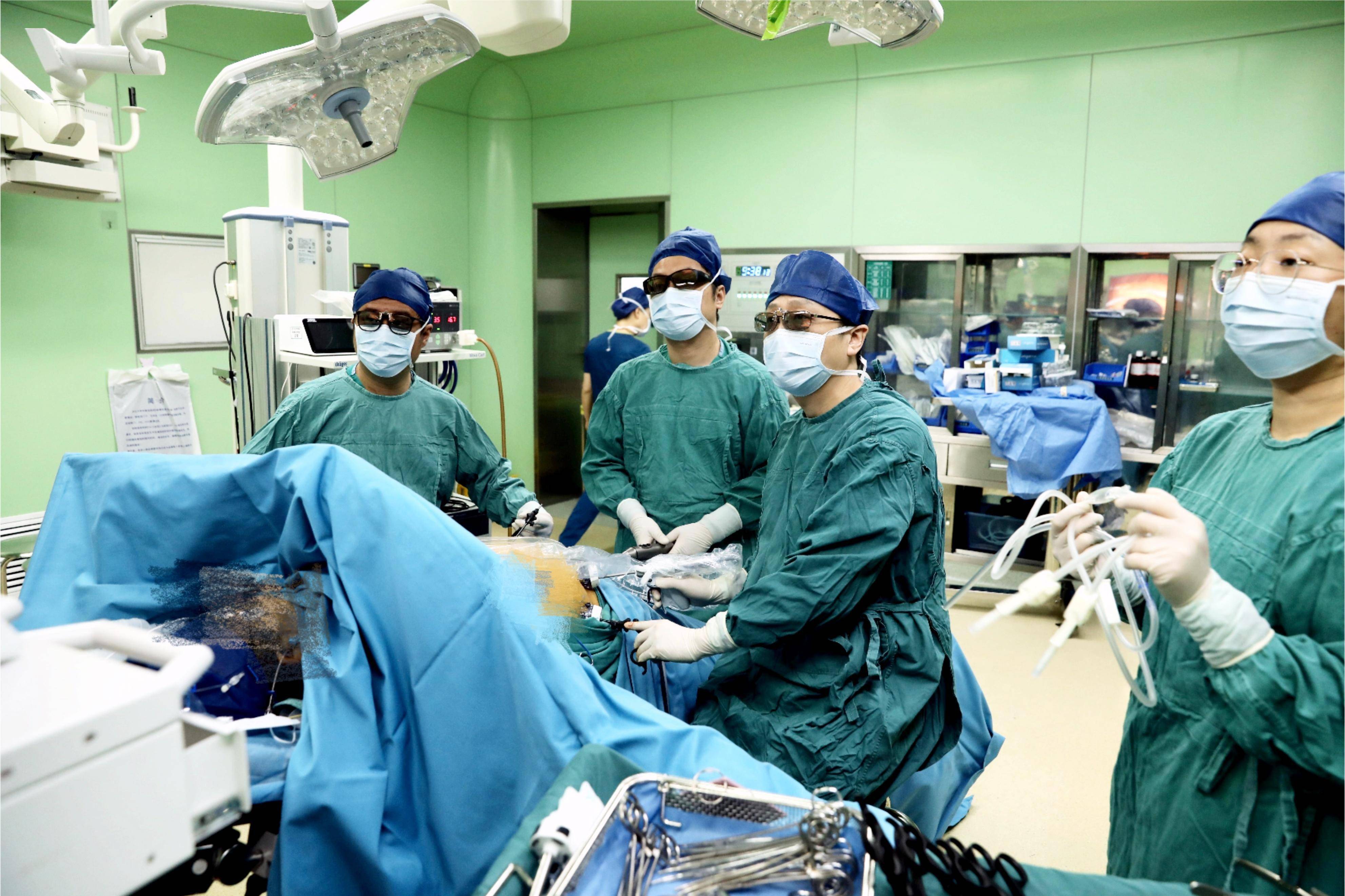 "原是胰腺癌,医生在脂肪包裹"盲区"精准施术除危机_手术_何女士_治疗