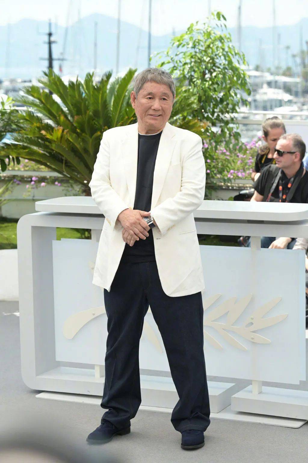 "大哥登场!"北野武新作 《首》第76届戛纳电影节photocall