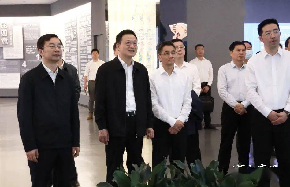 省委常委,市委书记王祺扬,市委副书记,市长王太晖带领襄阳党政考察组