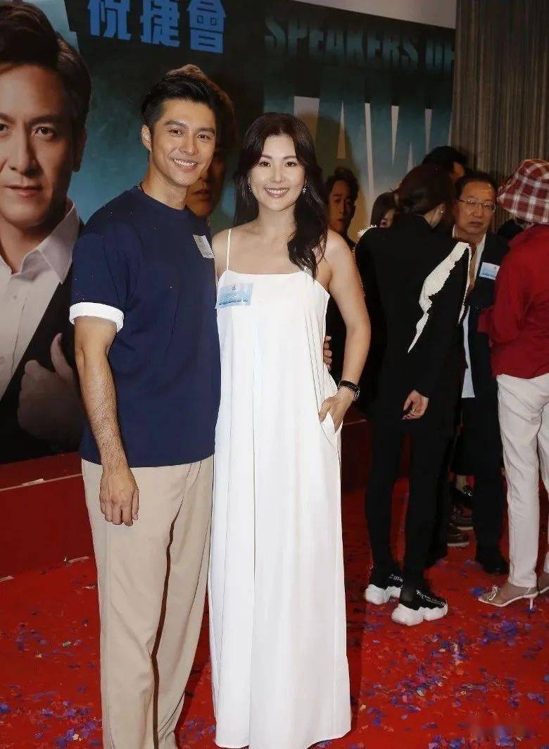 与黄嘉乐组cp大受欢迎 赵璧渝哽咽:多谢呢位好拍档_真系_刘嘉豪_太太