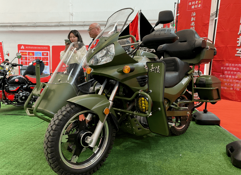 嘉陵600b亮相北京展,大的要来了?_车型_摩托车_产品