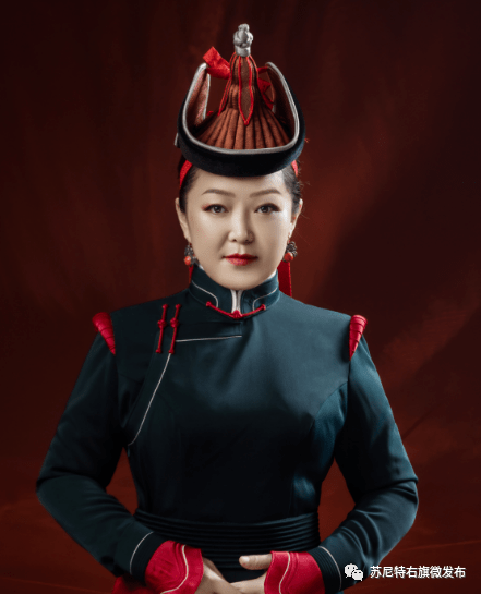 演唱那仁宝拉格幼儿园教师,青年歌手 乌云格西格作词