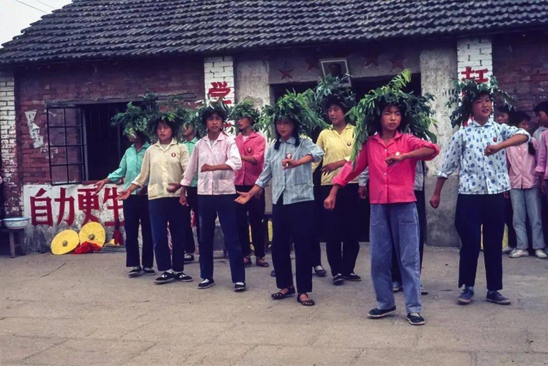 中国70年代老照片那段激情燃烧的岁月你怀念吗