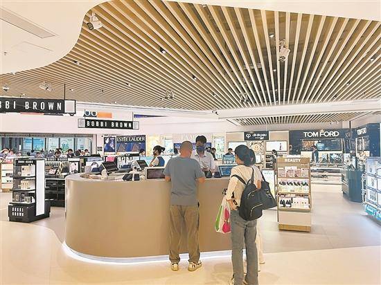 拱北口岸进境免税店全新亮相 国际巨头布局"首进"_珠海_品牌_集团