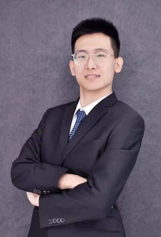 大家好,我是张博文,是聂道德胜门校区的围棋老师,主要负责教授n3-n5