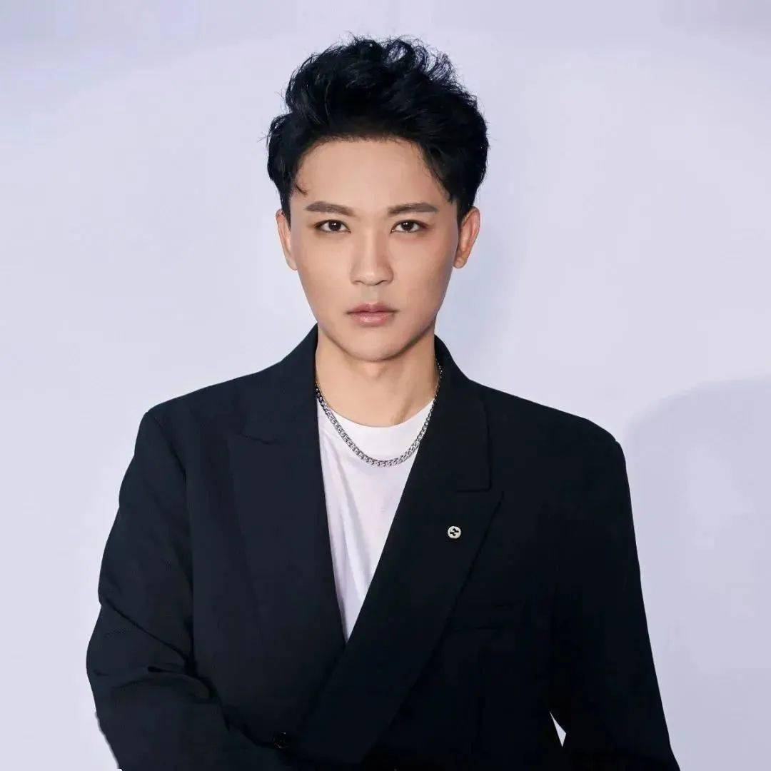 程鸣,梁爽,关心,陈颖,杭程,林晓,阿束,王悦,凯文,南京东郊奥莱*主持人