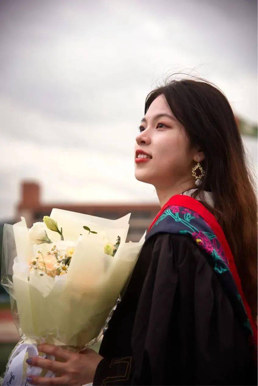 岱琪_毕业_钟文婷