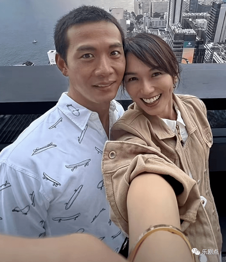 46岁男星回应国籍争议,娶新加坡视后在当地买房_戚玉武_发展_白薇