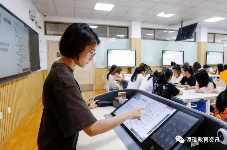 学费技校一般要多少钱_学费技校一般要多少_技校一般要多少学费