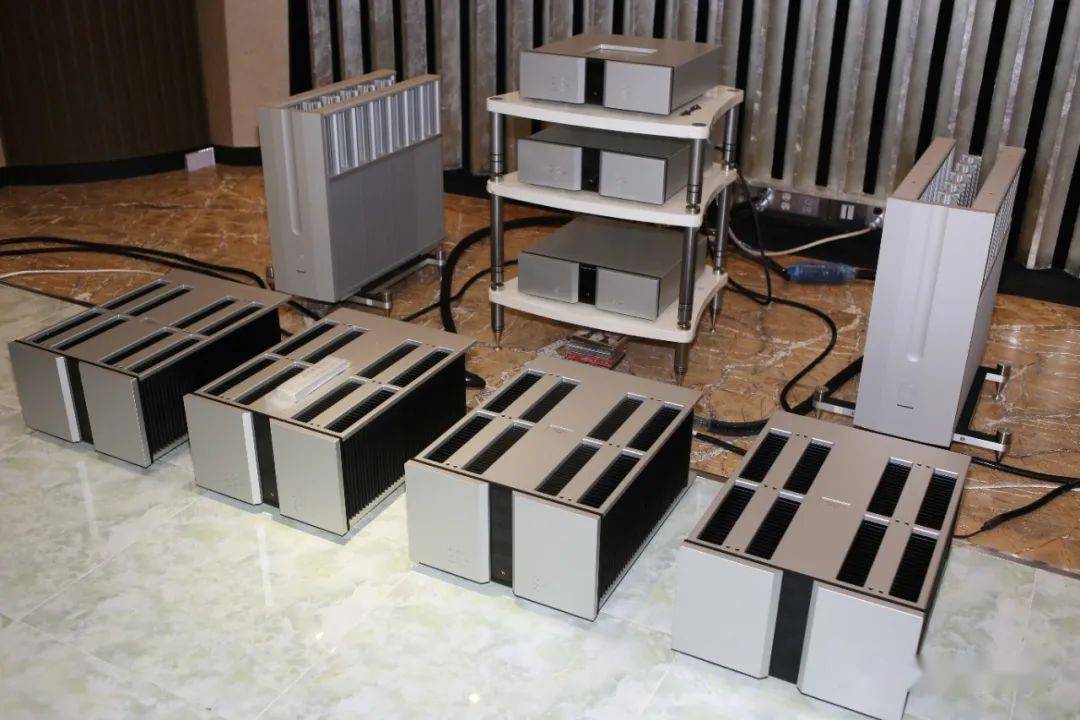 英国wilson benesch金驰旗舰eminence教皇,丹麦vitus audio维达斯旗舰